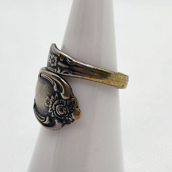 WMA Rogers Oneida Vintage Silverware Wrap Ring - Picture 3 of 7